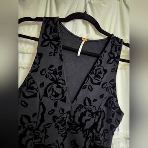 Stunning Free People Velvet dress! Final price!